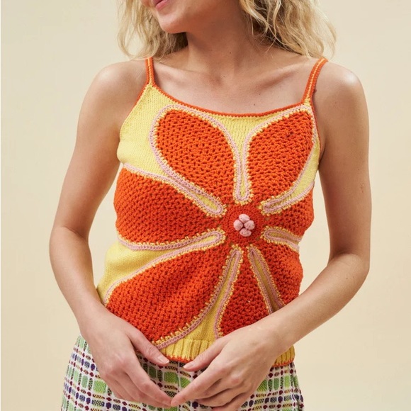 Lisa Says Gah Tops - Lingua Franca Yellow Crochet Flower Tank - Size XS